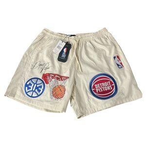 Pro Standard Detroit Pistons Men's White Retro Chenille Shorts Size Large NWT